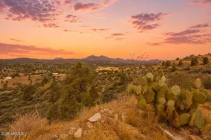 16928 W Trap Rd, Peeples Valley, AZ 86332 - Photo 21