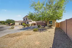 16671 W Mescal St, Surprise, AZ 85388 - Photo 3