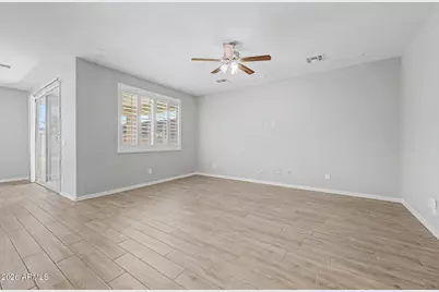 16671 W Mescal Street, Surprise, AZ 85388 - Photo 5