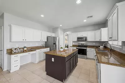 12077 N 141st Drive, Surprise, AZ 85379 - Photo 9
