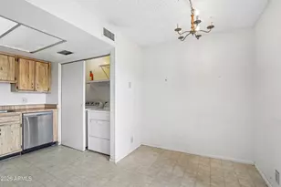 1342 W Emerald Ave, Mesa, AZ 85202 - Photo 9