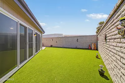 10148 W Pineaire Drive, Sun City, AZ 85351 - Photo 27