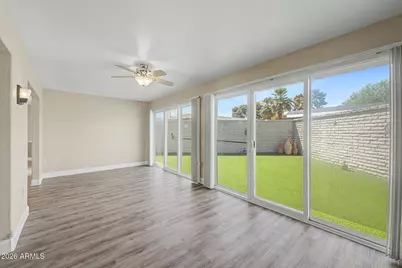 10148 W Pineaire Drive, Sun City, AZ 85351 - Photo 9