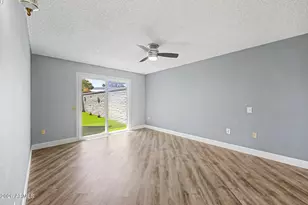 10148 W Pineaire Dr, Sun City, AZ 85351 - Photo 15
