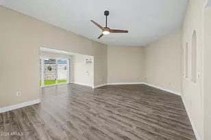10148 W Pineaire Dr, Sun City, AZ 85351 - Photo 7