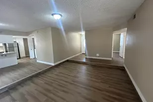 6110 W Tierra Buena Ln, Glendale, AZ 85306 - Photo 9