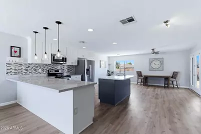 7814 E Cypress Street, Scottsdale, AZ 85257 - Photo 1