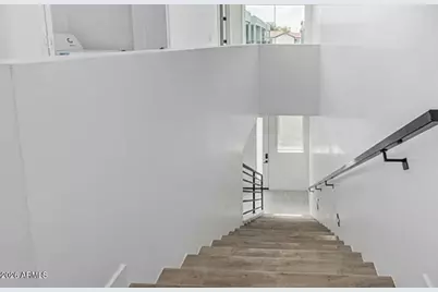 3107 N 39th Street #11, Phoenix, AZ 85018 - Photo 5