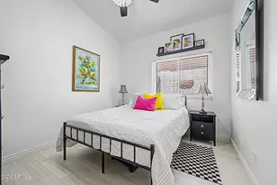 1344 E Sheena Dr, Phoenix, AZ 85022 - Photo 21