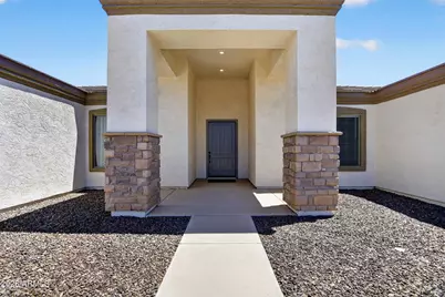 5317 E Lonesome Dove Trail, San Tan Valley, AZ 85140 - Photo 13