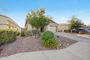 404 S 202nd Ln, Buckeye, AZ 85326 - Photo 3
