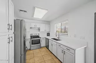 17564 W Calavar Rd, Surprise, AZ 85388 - Photo 11