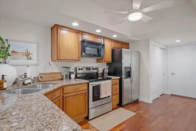 5805 N 24th Place, Phoenix, AZ 85016 - Photo 11
