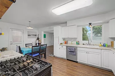 1220 E Las Palmaritas Drive, Phoenix, AZ 85020 - Photo 9