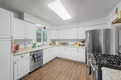 1220 E Las Palmaritas Drive, Phoenix, AZ 85020 - Photo 11