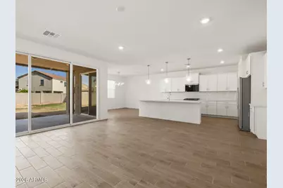 17743 W Illini Street, Goodyear, AZ 85338 - Photo 9