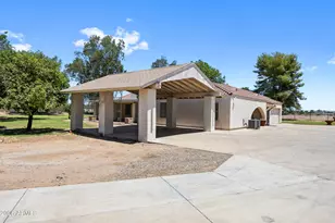 8504 N 99th Ave, Peoria, AZ 85345 - Photo 43