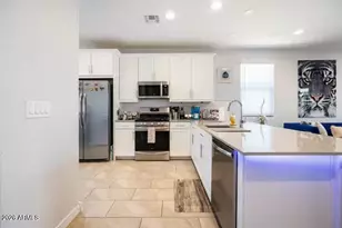 8908 W Solano Dr, Glendale, AZ 85305 - Photo 5