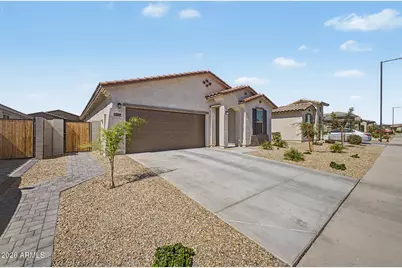 24182 W Hilton Avenue, Buckeye, AZ 85326 - Photo 3