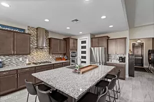 18289 W Raven Rd, Goodyear, AZ 85338 - Photo 15
