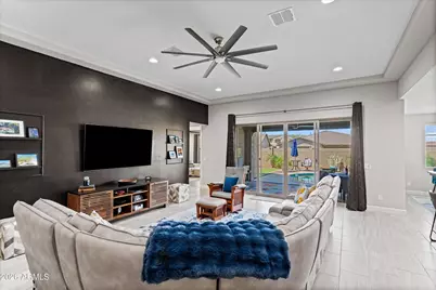 18289 W Raven Road, Goodyear, AZ 85338 - Photo 11