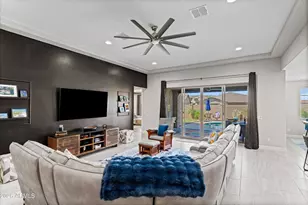 18289 W Raven Rd, Goodyear, AZ 85338 - Photo 11
