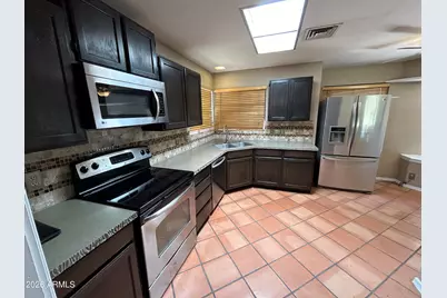 7511 W Kimberly Way, Glendale, AZ 85308 - Photo 3