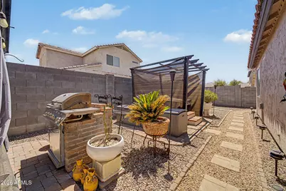 1225 E Grenadine Road, Phoenix, AZ 85040 - Photo 33