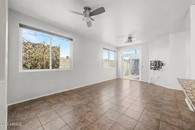 1225 E Grenadine Road, Phoenix, AZ 85040 - Photo 11