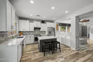 1194 E Locust Dr, Chandler, AZ 85286 - Photo 9