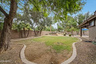 1194 E Locust Dr, Chandler, AZ 85286 - Photo 25