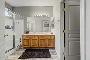 1194 E Locust Dr, Chandler, AZ 85286 - Photo 13