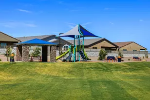 4430 W Hunter Trl, San Tan Valley, AZ 85144 - Photo 33
