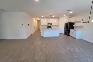 8631 W Augusta Ave, Glendale, AZ 85305 - Photo 3