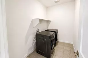 8631 W Augusta Ave, Glendale, AZ 85305 - Photo 15