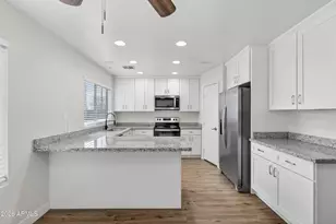 1365 E Betsy Ln, Gilbert, AZ 85296 - Photo 13