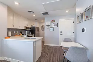 475 N 9th St, Phoenix, AZ 85006 - Photo 9
