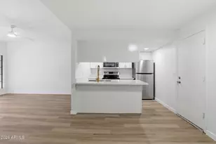 8888 N 47th Ave, Glendale, AZ 85302 - Photo 9