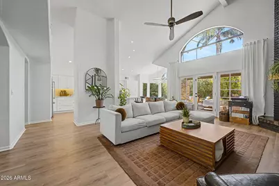 295 E Stacey Lane, Tempe, AZ 85284 - Photo 5