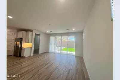 27383 N 69th Lane, Peoria, AZ 85383 - Photo 9