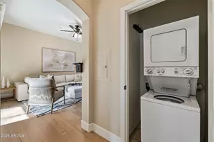 7027 N Scottsdale Rd, Paradise Valley, AZ 85253 - Photo 15