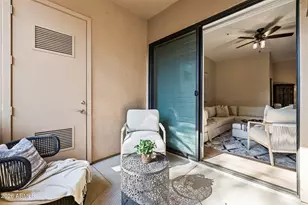 7027 N Scottsdale Rd, Paradise Valley, AZ 85253 - Photo 13