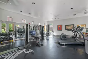 7027 N Scottsdale Rd, Paradise Valley, AZ 85253 - Photo 29