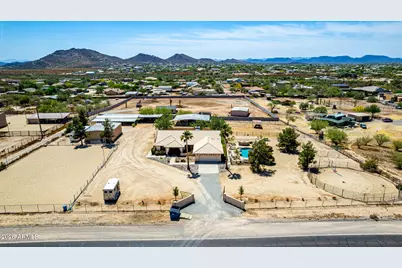 38212 N 19th Avenue, Phoenix, AZ 85086 - Photo 1