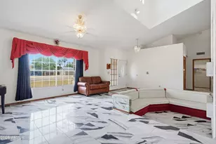 12511 N 79th Ave, Peoria, AZ 85381 - Photo 7