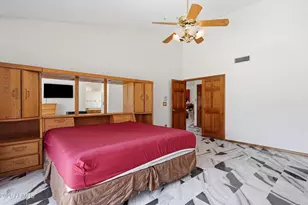 12511 N 79th Ave, Peoria, AZ 85381 - Photo 17