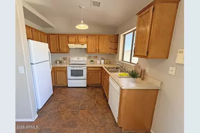 8518 W Teresita Drive, Arizona City, AZ 85123 - Photo 9