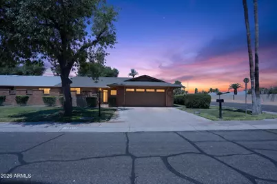 18446 N 104th Avenue, Sun City, AZ 85373 - Photo 1