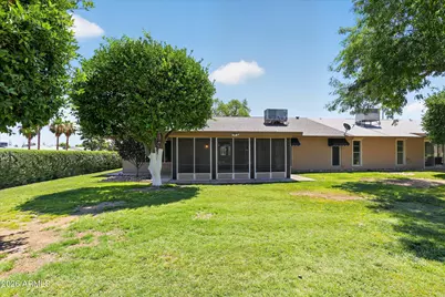 18446 N 104th Avenue, Sun City, AZ 85373 - Photo 31