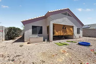 9491 W Raven Dr, Arizona City, AZ 85123 - Photo 15